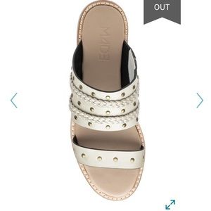 M4D3 ‘harry’ slide sandals size 7.5 Color ice